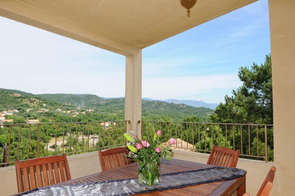Fiori Di Santa Giulia Hotel Порто-Векио Екстериор снимка